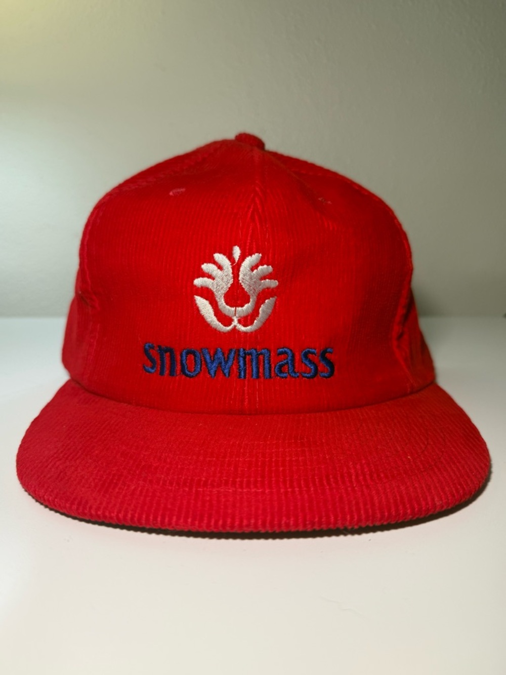 VINTAGE Snowmass Corduroy Hat